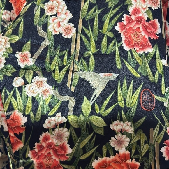 REVOLVE x HAHt Pajama Set Flock 2gether Noir
HAH retail $248 plus size 2XL - Picture 10 of 12